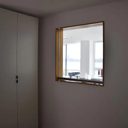 Lichtdurchflutete Ferienwohnung Mit Direktem Schleiblick *