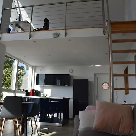 Lichtdurchflutete Ferienwohnung Mit Direktem Schleiblick Apartment Fahrdorf (Schleswig-Holstein)