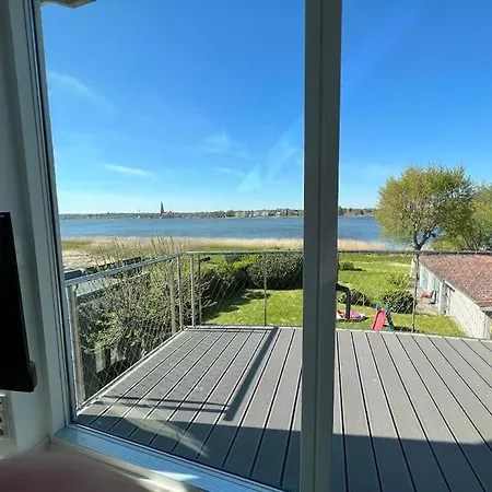 Lichtdurchflutete Ferienwohnung Mit Direktem Schleiblick Apartment